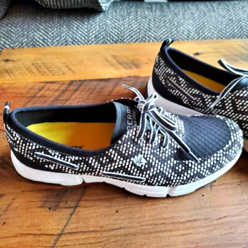Sperry shoe womens size 9